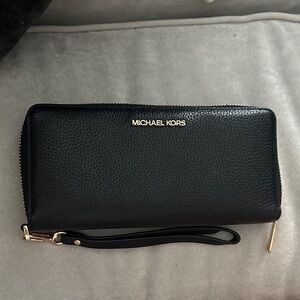 NWT Michael Kors Black Leather Wristlet